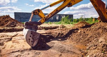 Explora les claus per a la construcció eficient amb Excavacions Girona. Imatge il·lustrativa de tecnologies i processos innovadors en acció.