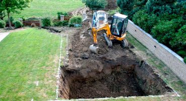 Imágenes ilustrativas del proceso de excavaciones para la construcción de piscinas. Observa cómo se lleva a cabo cada paso con detalle.