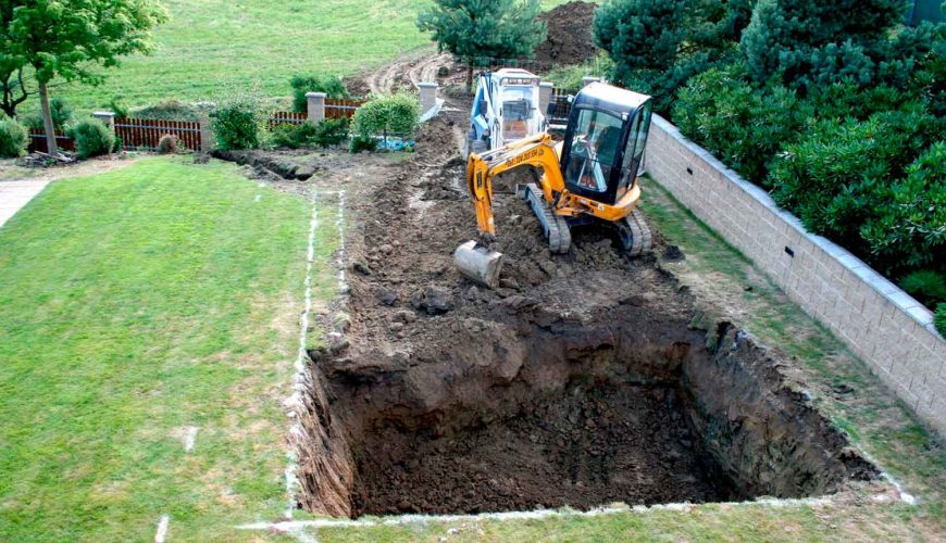 Imágenes ilustrativas del proceso de excavaciones para la construcción de piscinas. Observa cómo se lleva a cabo cada paso con detalle.